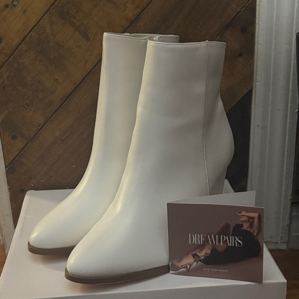 Dream Pairs Women's Cream Ankle Booties